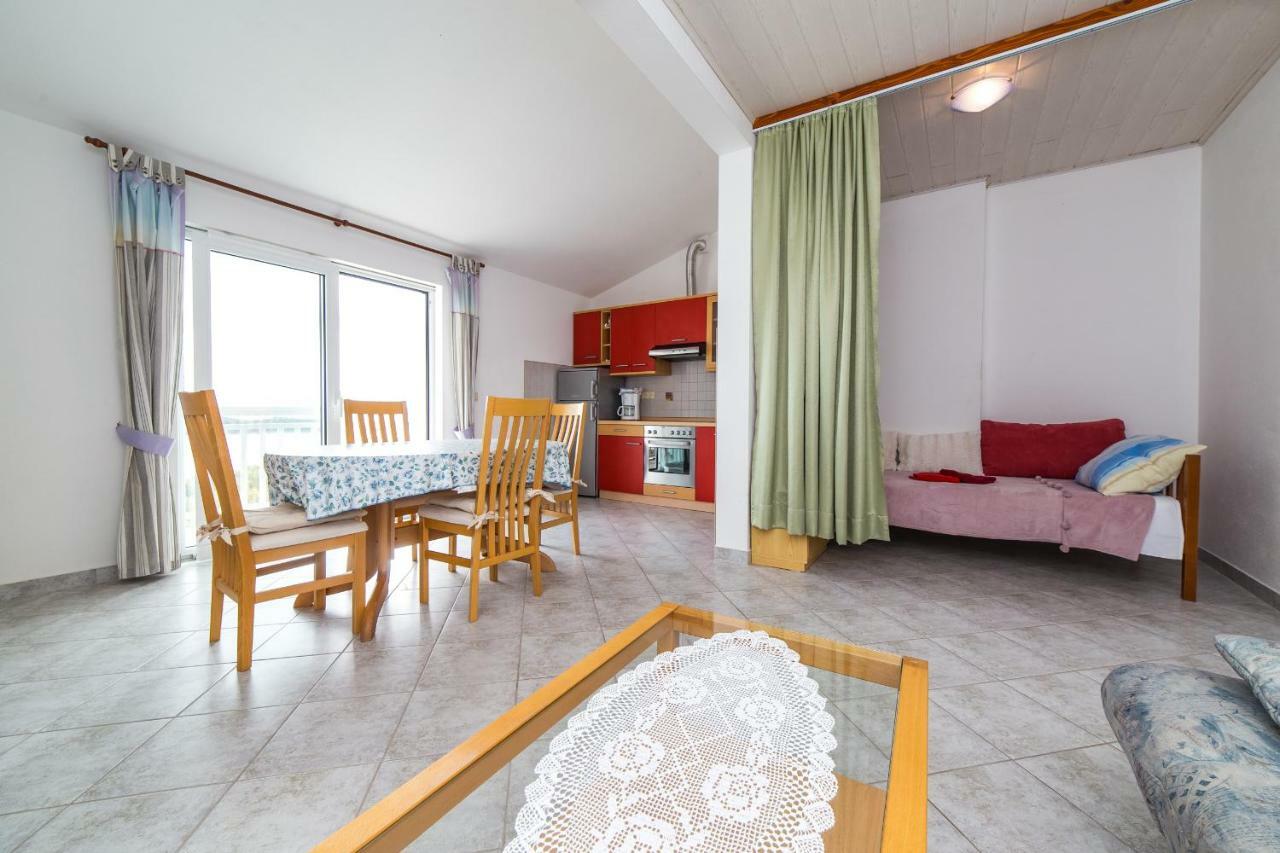Apartments Rose Trogir Exterior foto